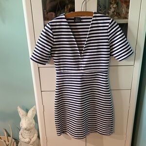Zara Trafaluc jr sz M Navy and White Striped Dress